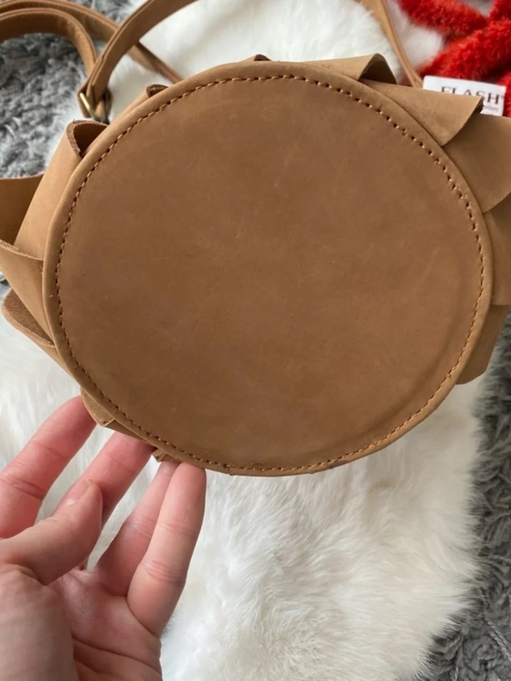 NWOT 100% genuine leather bucket bag - Picture 7 of 7